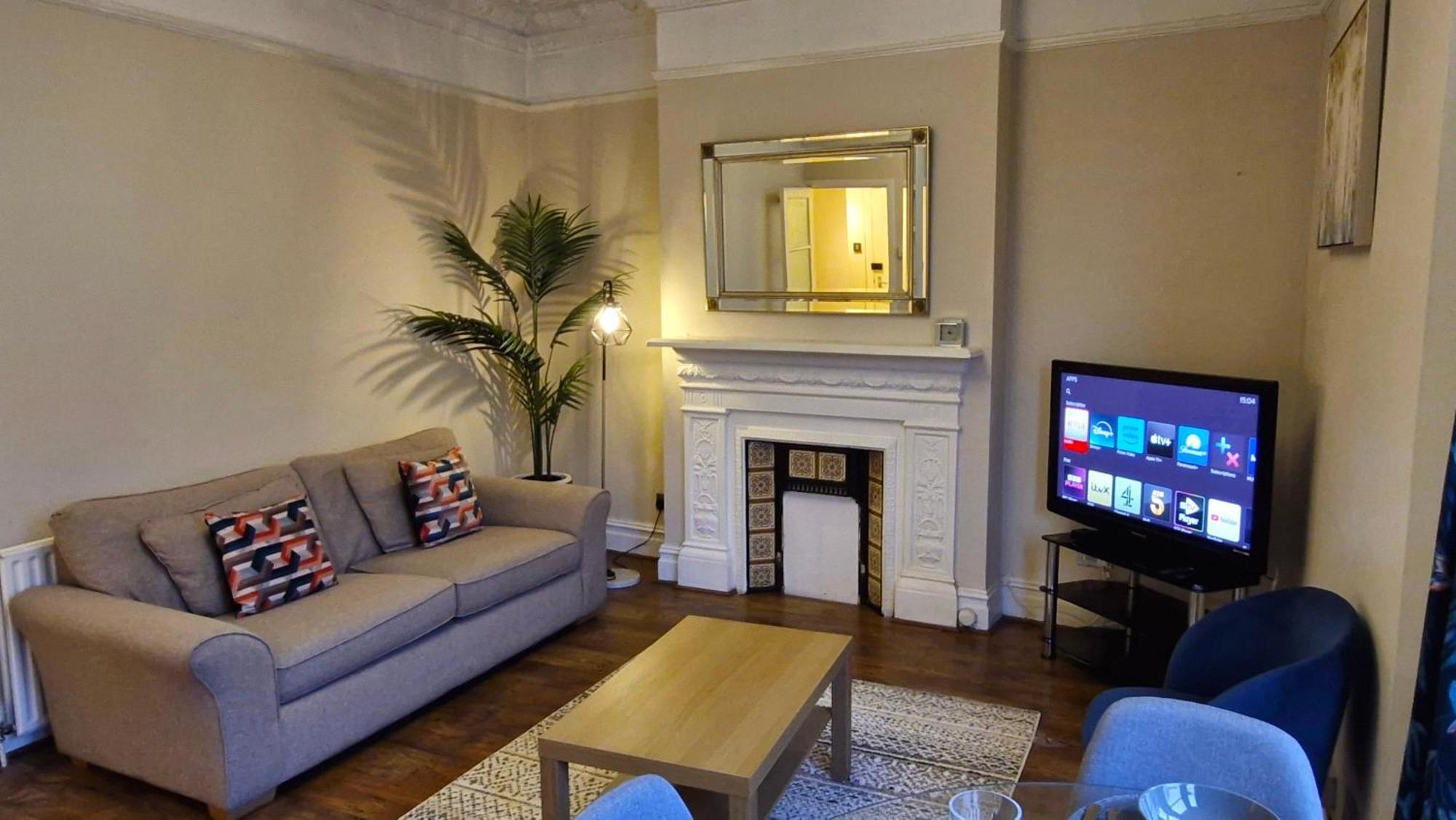 Appartement Charming Flat In Wimbledon à Londres Extérieur photo
